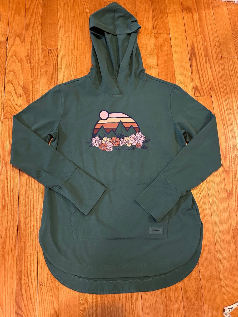Life Is Good Forest Green Mountain & Floral lightweight Pullover Hoodie